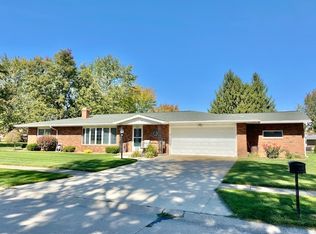 515 Wedgewood Pl, Kendallville, IN 46755