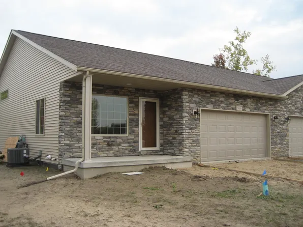 5959 Faith Blvd, Bay City, MI 48706