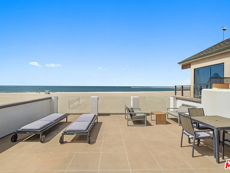 6419 Ocean Front Walk — Photo 35