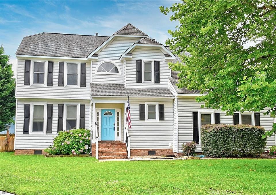 1st image of 857 Blackthorne Dr