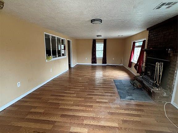 2nd image of 23039 County Road 1400