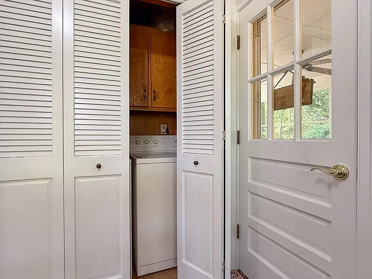 35097 Hillsborough Dr — Photo 5