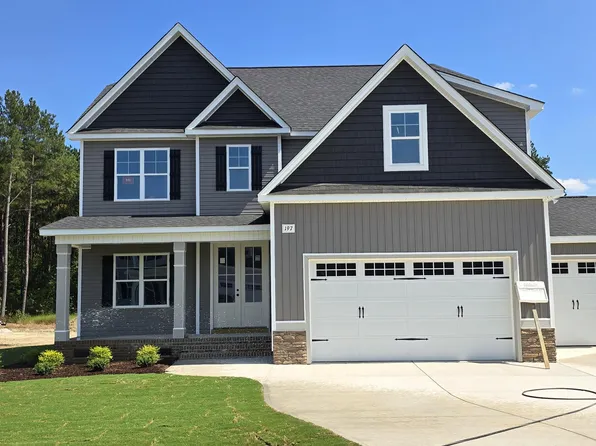 197 Freedom Ridge Dr, Smithfield, NC 27577