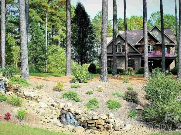 5542 Bridgewater Dr, Granite Falls, NC 28630