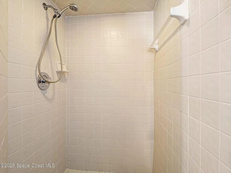 751 Greenwood Manor Cir #15A — Photo 17