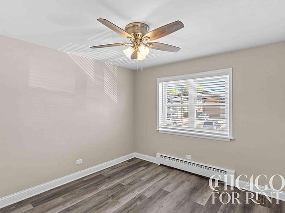 5th image of 4747 N Ronald St #2D