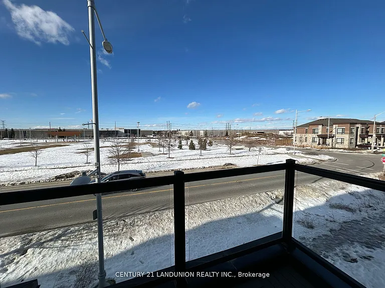 111 Mumbai Dr — Photo 17