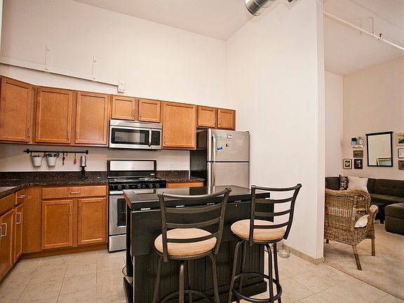 5th image of 4368 Cresson St APT 209
