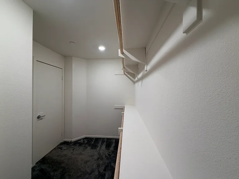 Master Bed Room 
Walk In Closet