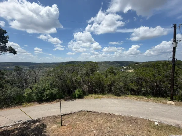 360 WIND CREST DR, Canyon Lake, TX 78133