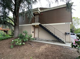 2135 SE Nehalem St APT 12, Portland, OR 97202