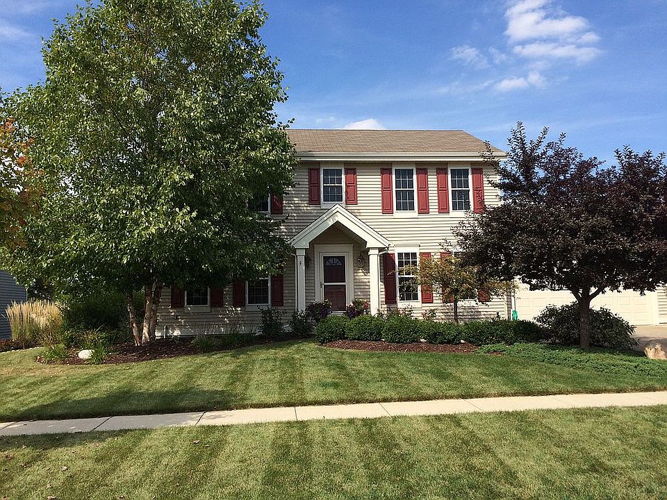 1st image of 610 E Sheila Ave