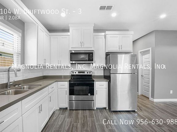 5th image of 3104 W Driftwood St #3