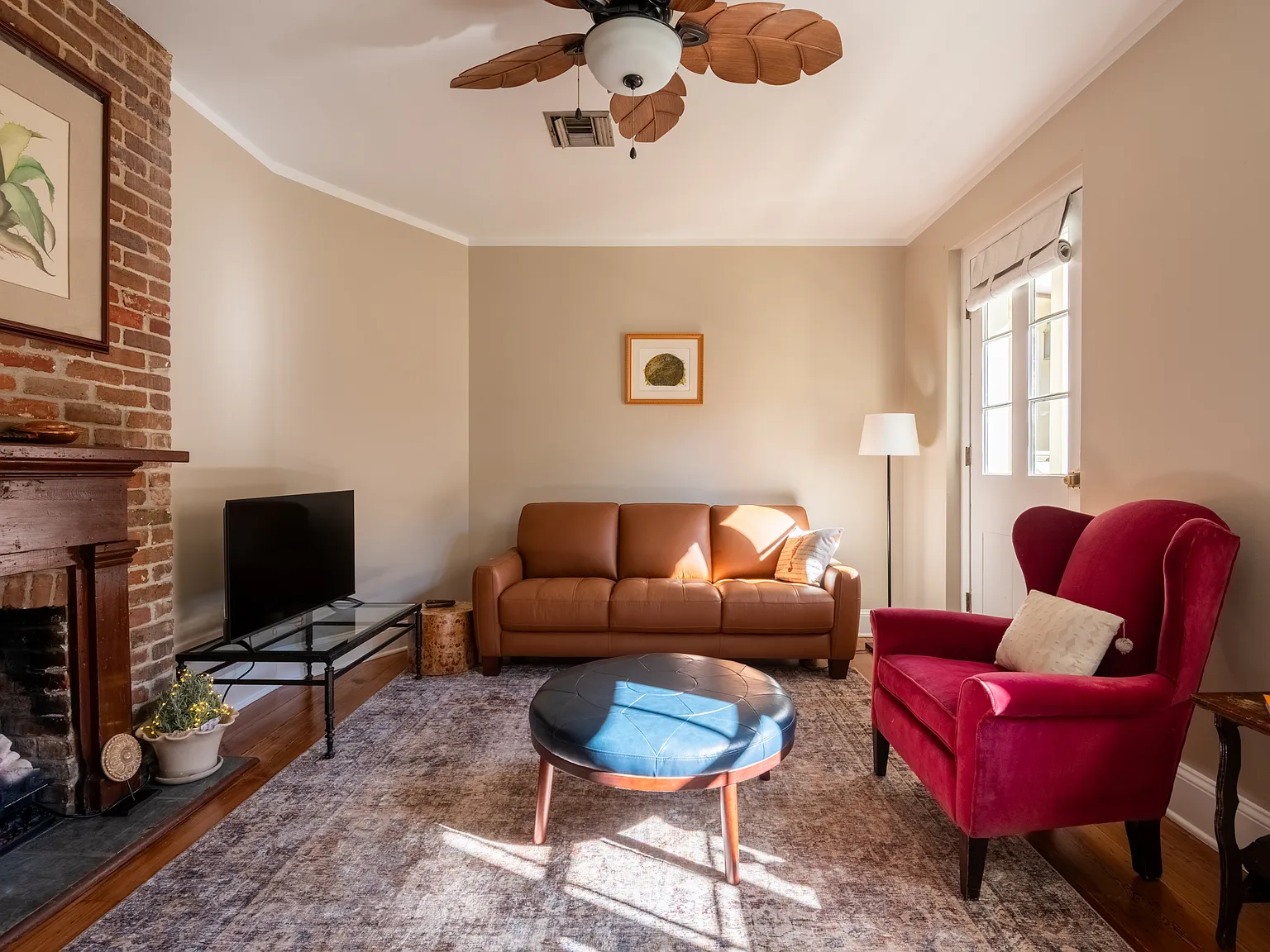 1 bed, 600 sqft, $2,200 — Photo 2