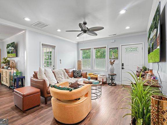 5th image of 1127 Cascade Rd SW