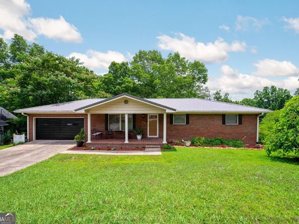 218 Alpine Dr, Rossville, GA 30741