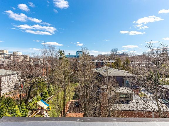 5th image of 1033 Beacon St #2A