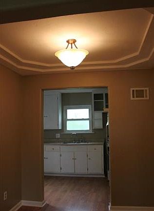 3rd image of 1021 S 57th St