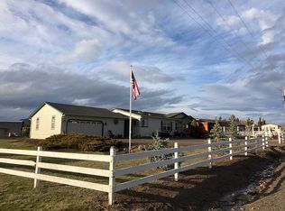 341 S County Rd, Tygh Valley, OR 97063