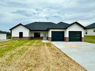 4833 Nolan Ln, Jefferson City, MO 65109