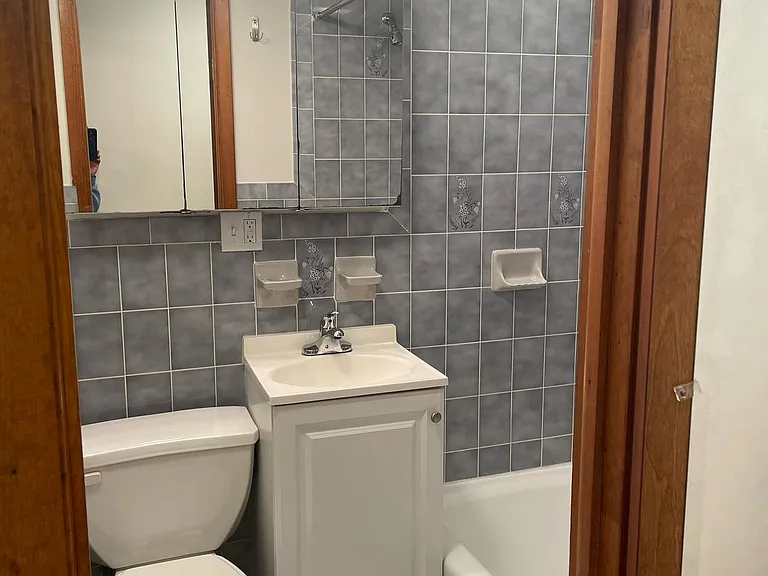 304 W 76th St #5A — Photo 8