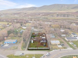 901 Babs Ave, Benton City, WA 99320