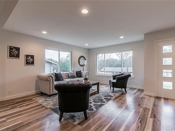5th image of 3204 Santa Fe Dr