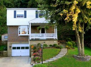 141 Phyllis Dr, Pittsburgh, PA 15235