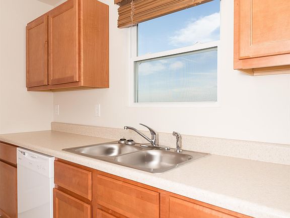 5th image of 9663 Hayden Dr APT 5
