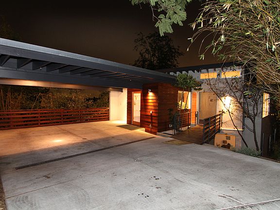 2nd image of 619 Sunnyhill Dr