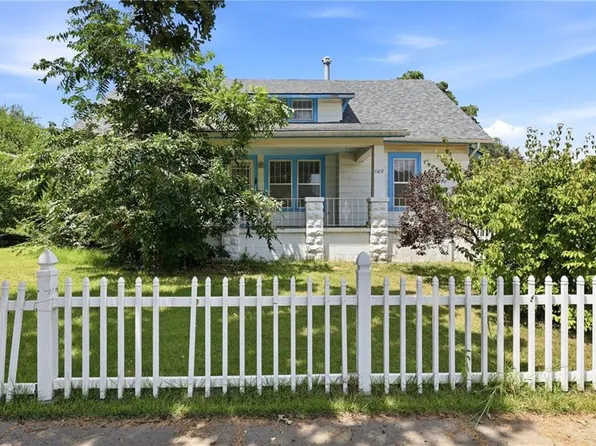 1102 S National Ave, Fort Scott, KS 66701