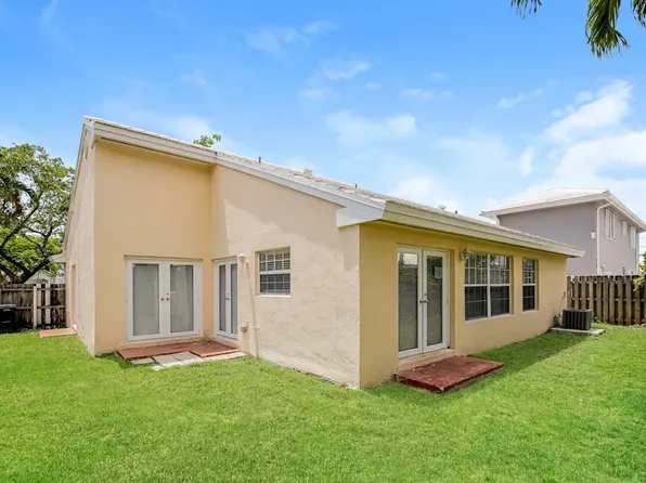 11234 SW 64th Ln, Miami, FL 33173