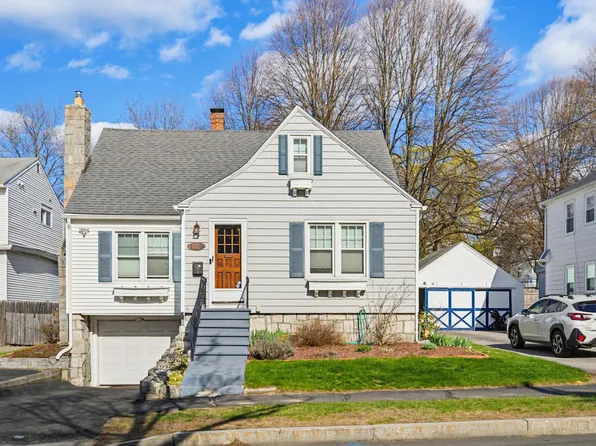 653 Belmont Street, Manchester, NH 03104