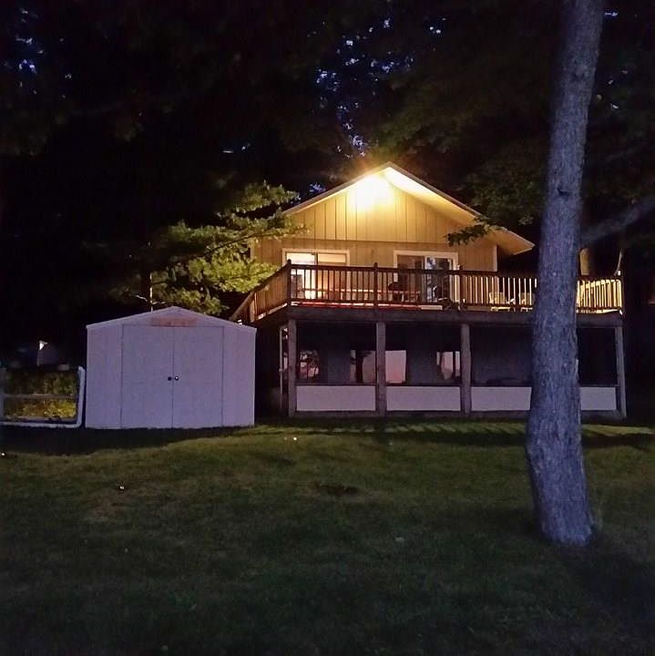 1st image of 297 W Lake Dr
