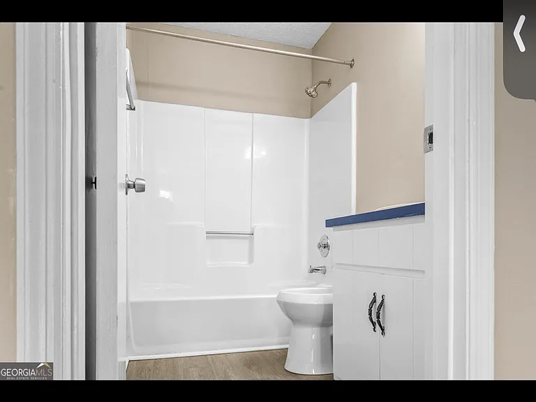 3219 University Ave #9 — Photo 18