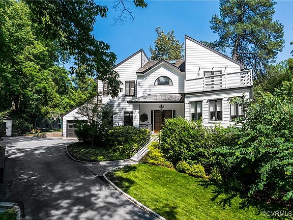 2nd image of 203 Hillwood Ave