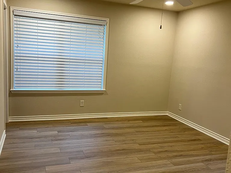 2915 Bushnell Dr — Photo 14