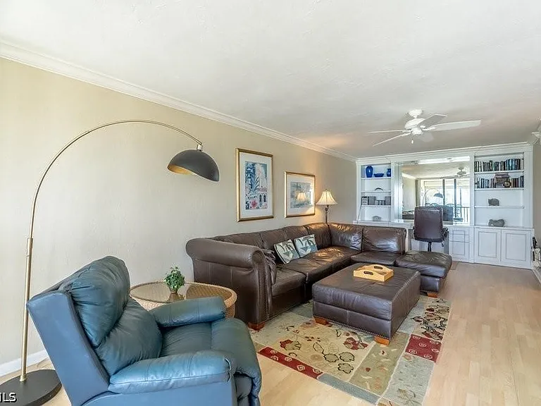 10475 Gulf Shore Dr #122 — Photo 4