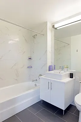 Rented by Red Apple Group | media 50