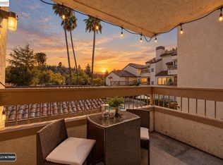1225 S Villa Way, Walnut Creek, CA 94595