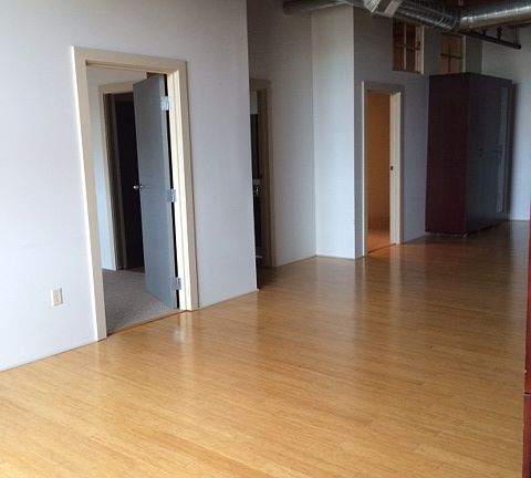 Photo of similar unit. Please note that colors, finishes, and fixtures may vary.