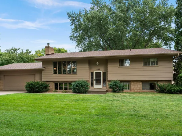 444 Maple Dell Rd N, Cambridge, MN 55008
