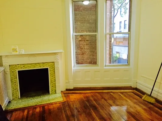 Rented by Walter & Samuels Inc | media 24