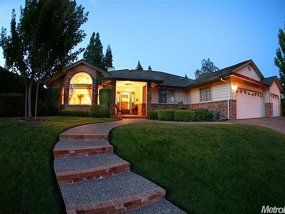 4th image of 232 Firestone Dr