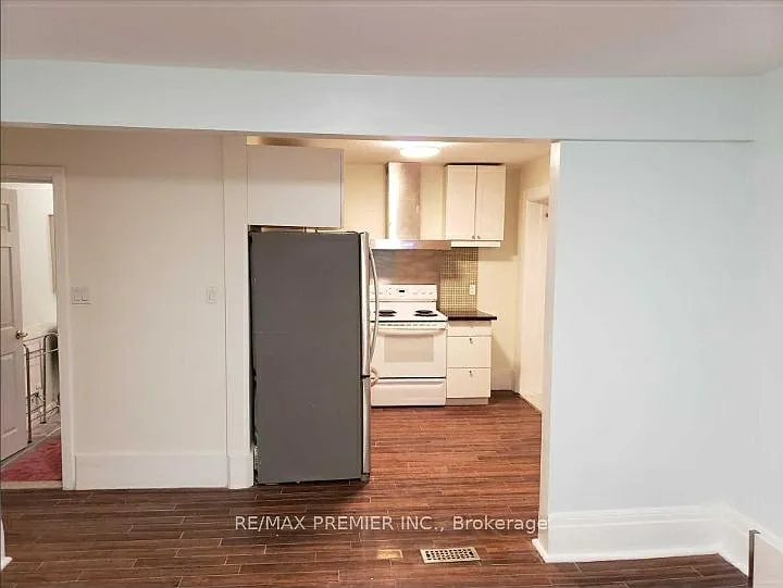 119 Agnes St #1 — Photo 6