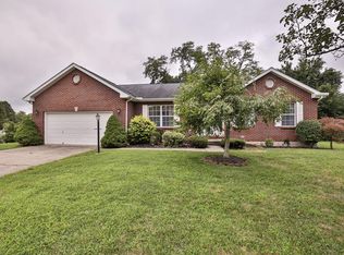 3301 Congress Dr, Hebron, KY 41048