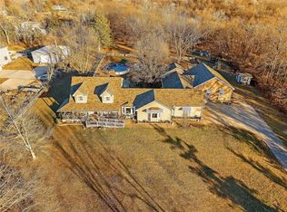 6513 SE Ryan Rd, Blue Springs, MO 64014