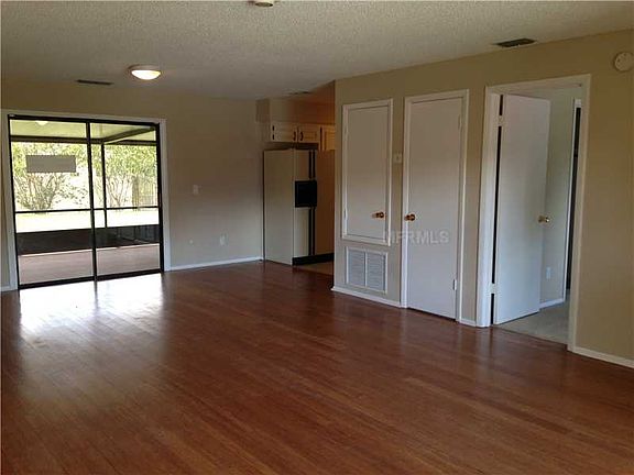 4th image of 1321 Zapata Ct