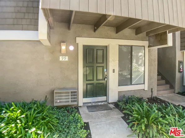 99 Streamwood, Irvine, CA 92620