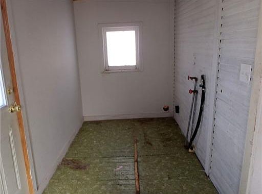 5th image of 827 Spruce Ave